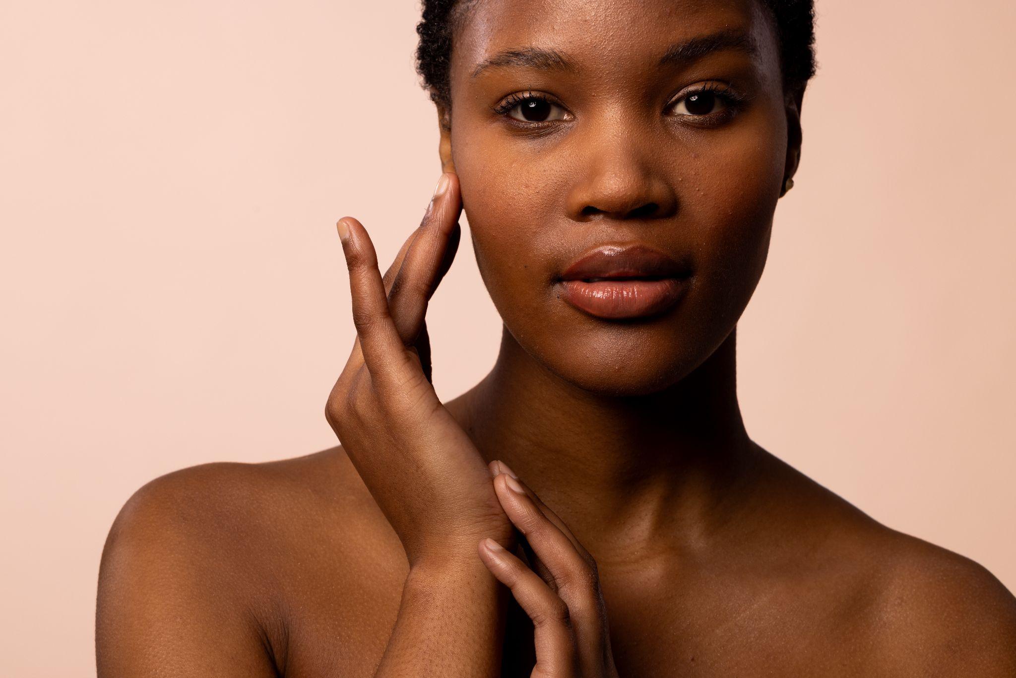 african-american-woman-with-short-hair-touching
